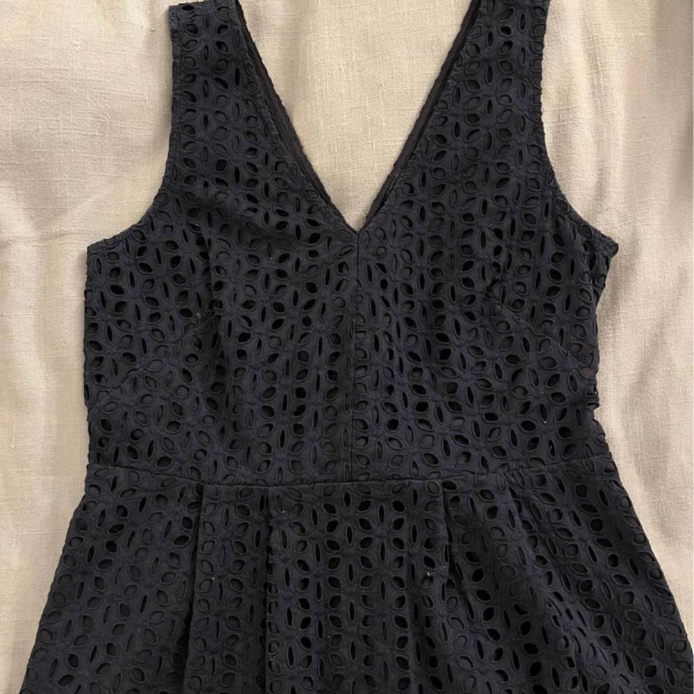 Navy Ann Taylor professional tank